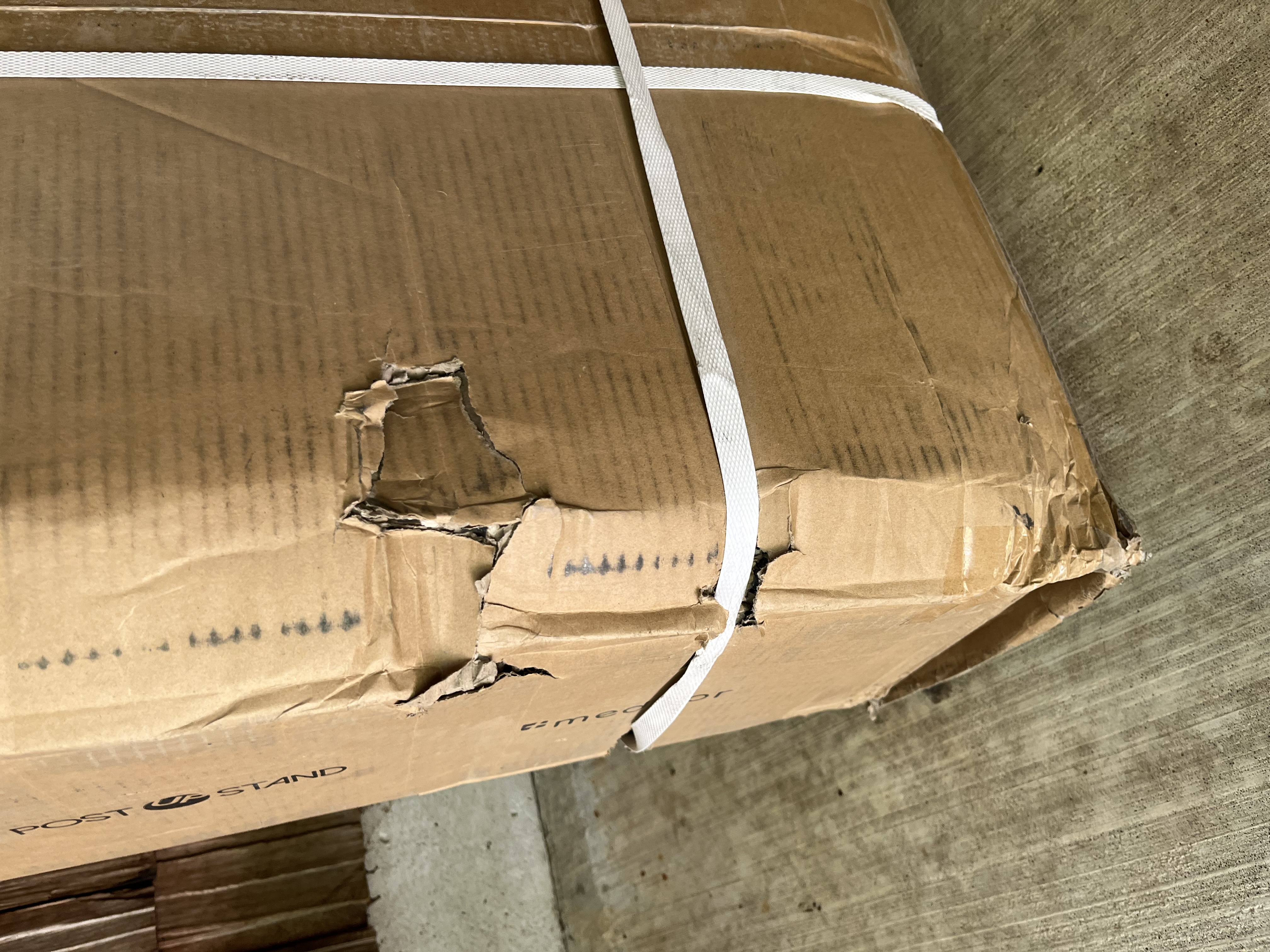 box_1.jpg Customer Photo 2