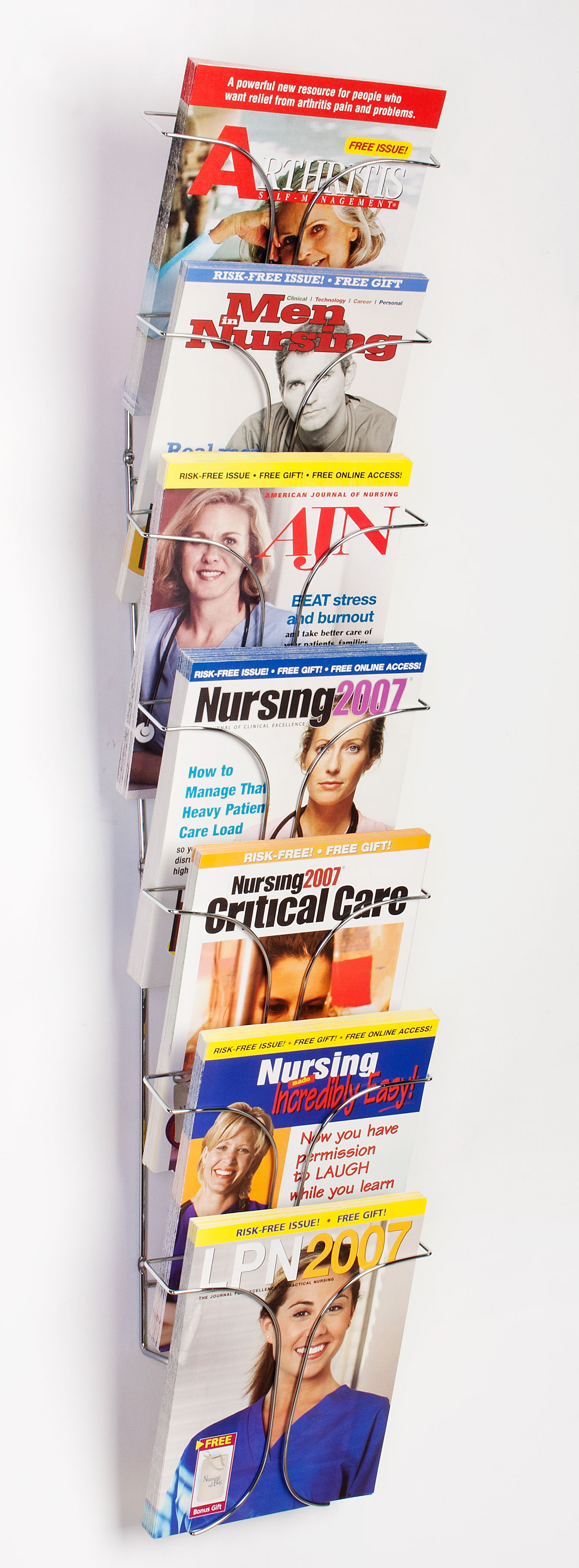Wall Wire Magazine Rack | Displays2go | Displays2Go