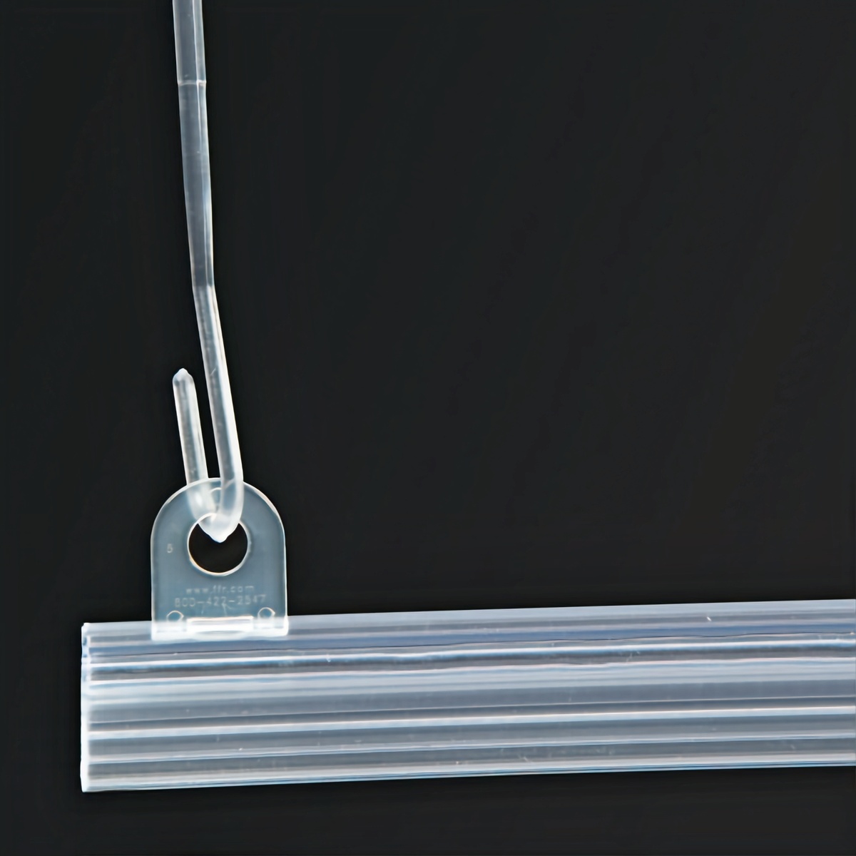 Mercury Plastic Window Banner Hanger Kit - 22L | Retail Resource