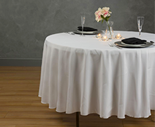 How to set a table for a banquet