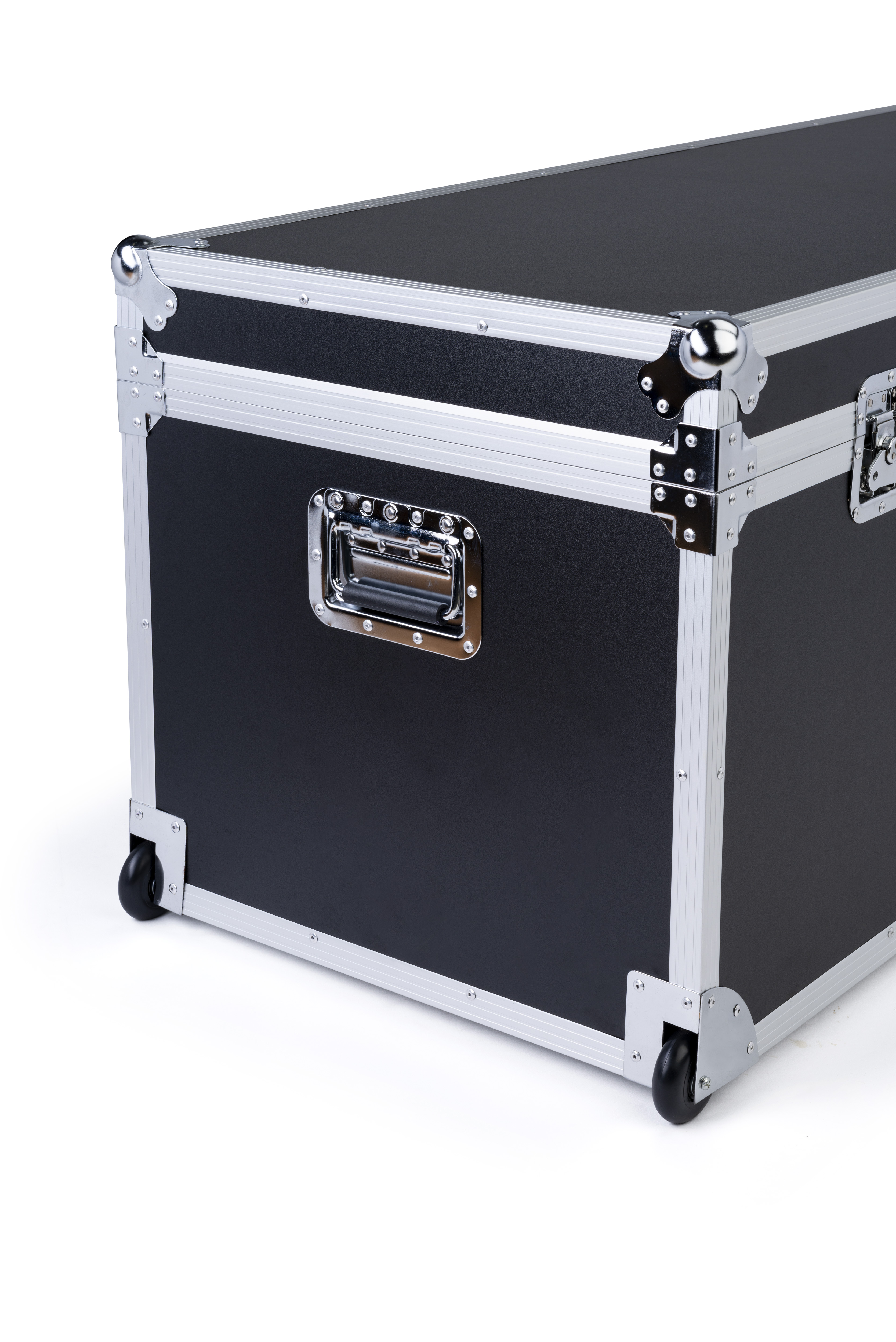 Oversize Trade Show Storage Trunk | Large Interior, 2 Edge Wheels ...