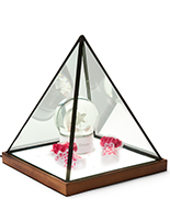 Lighted pyramid glass box with 12.5 inch width
