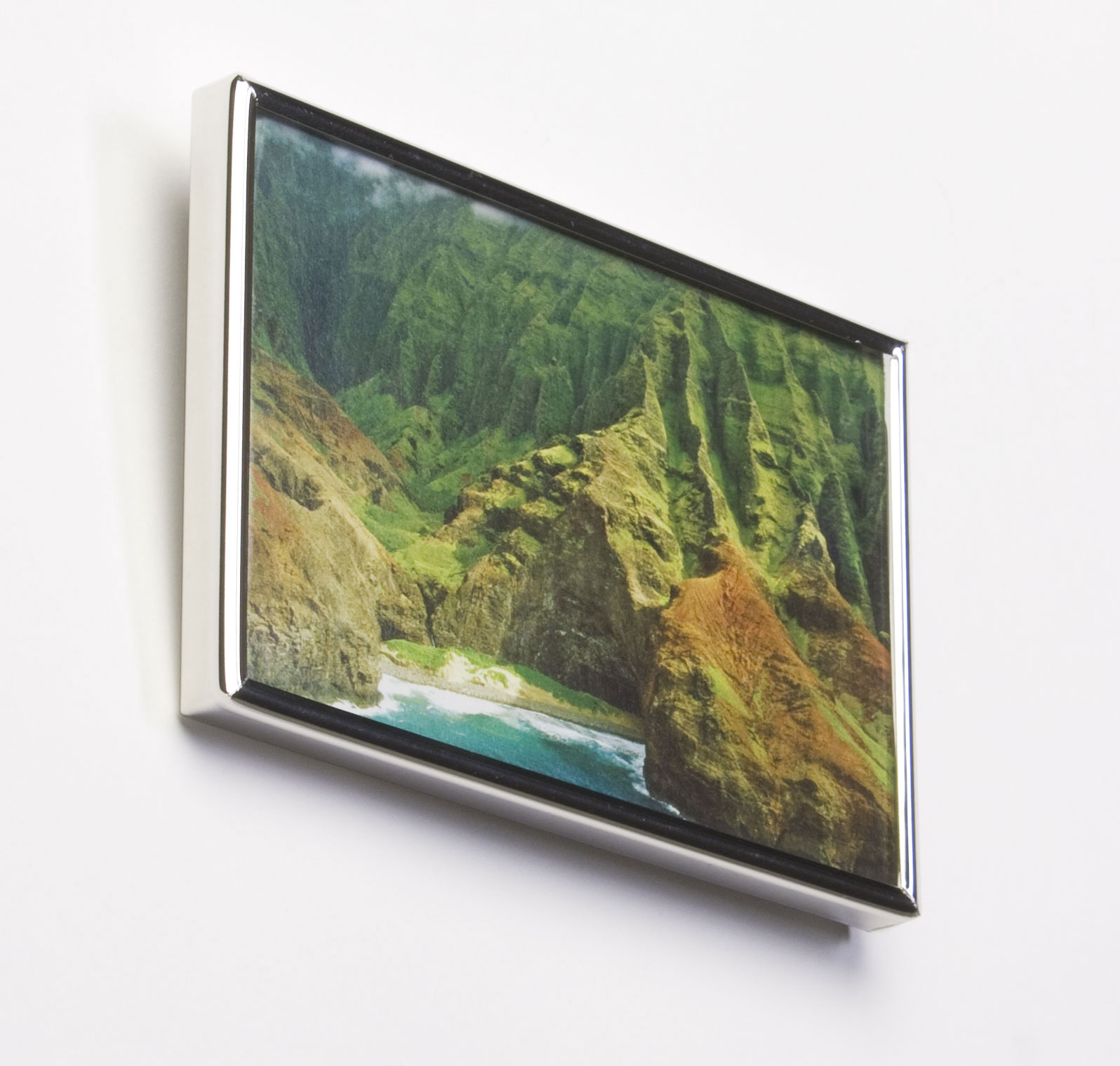 Silver Reflective Photo Frames | 4 x 6 Picture Holders | Displays2Go