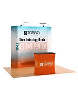 Curved trade show set with aluminum backwall frame