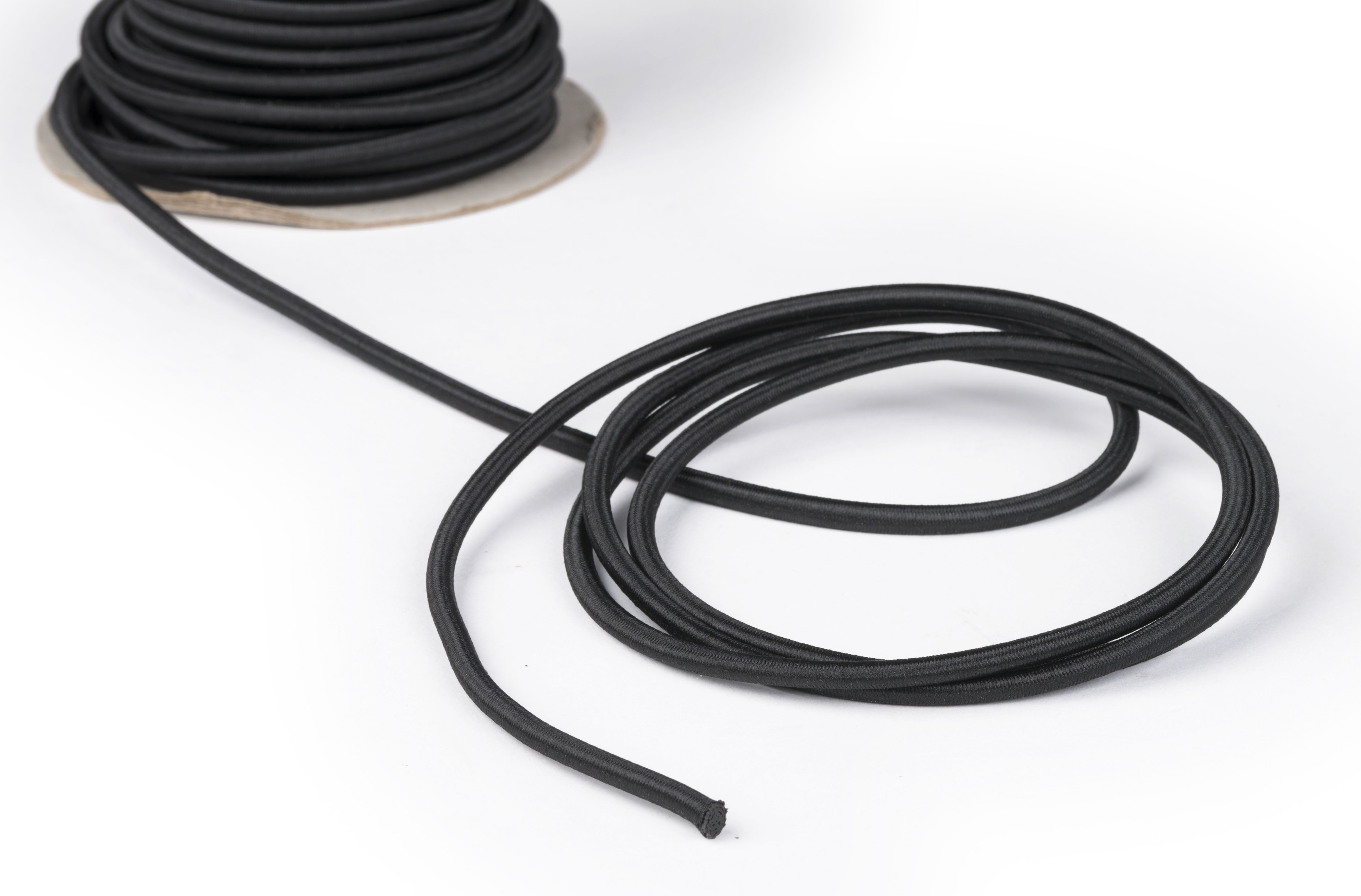 Set of (6) QueuePole Slim 16” Stanchion Posts w/ 50’ Black Elastic Cord - Black - Image 4