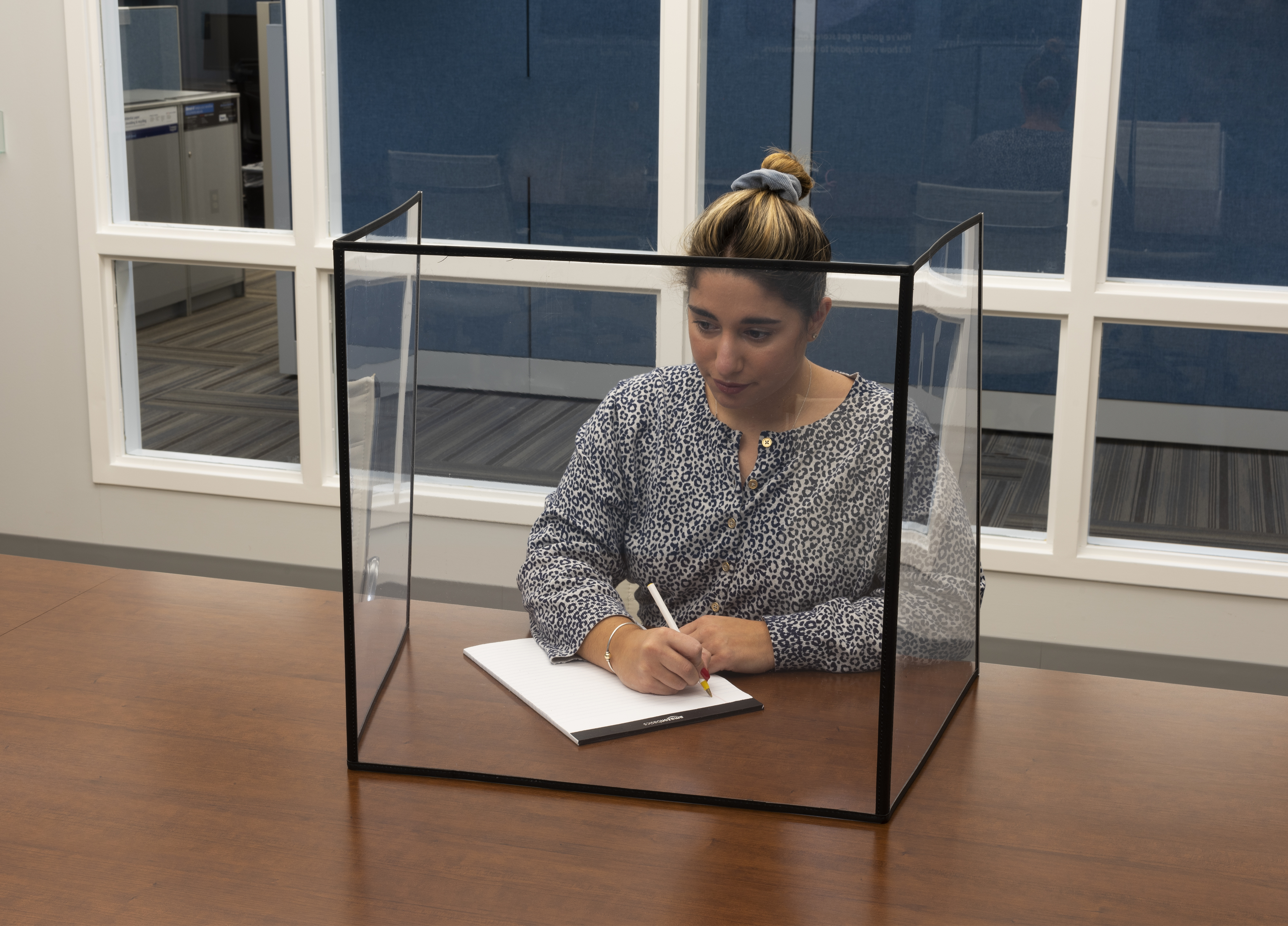PVC Desktop Splash Shield | Set of 10 Folding Barriers | Displays2Go