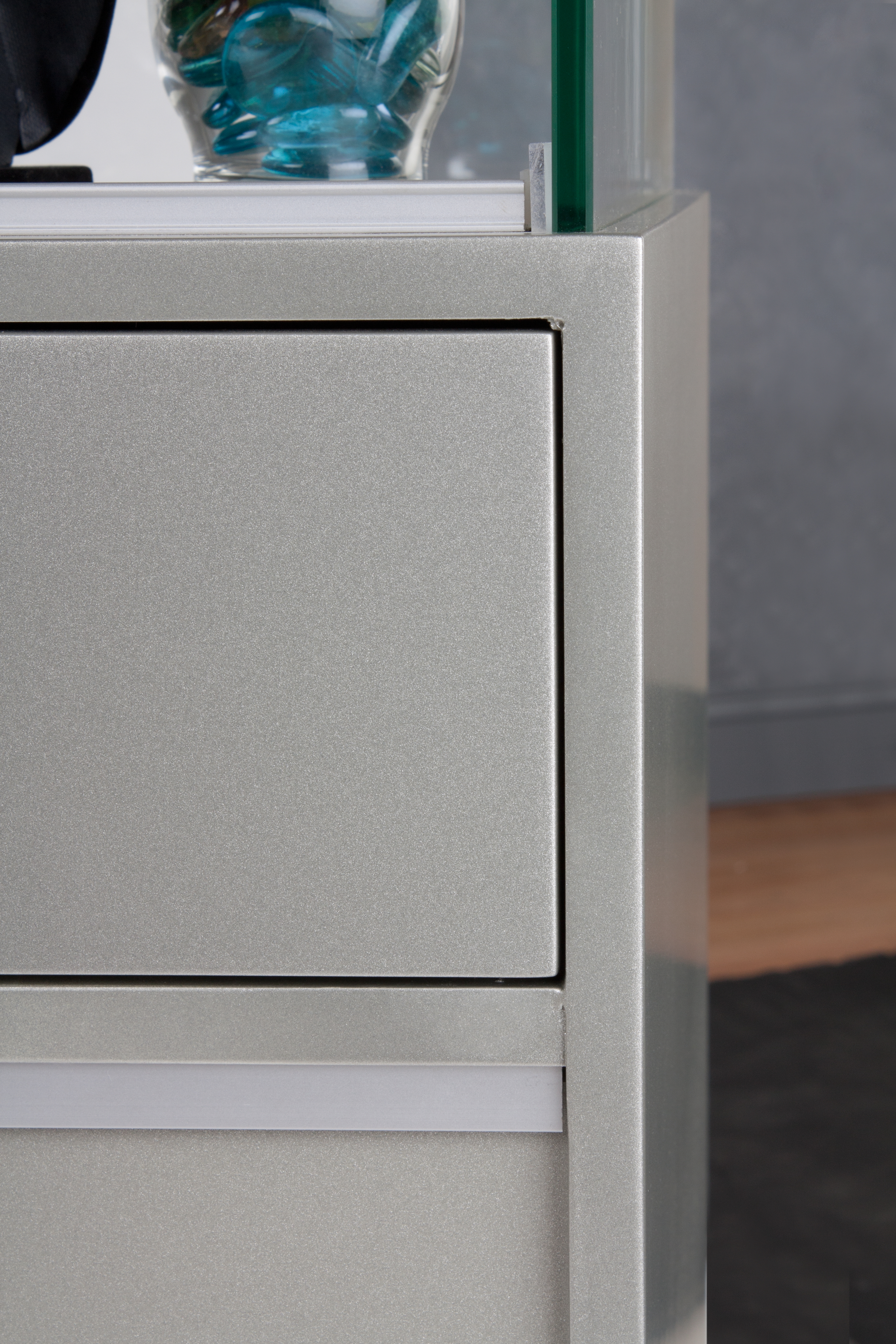 48" Quarter Vision Display Case w/Cabinets and Drawers, Ships Assembled - Silver - Image 7