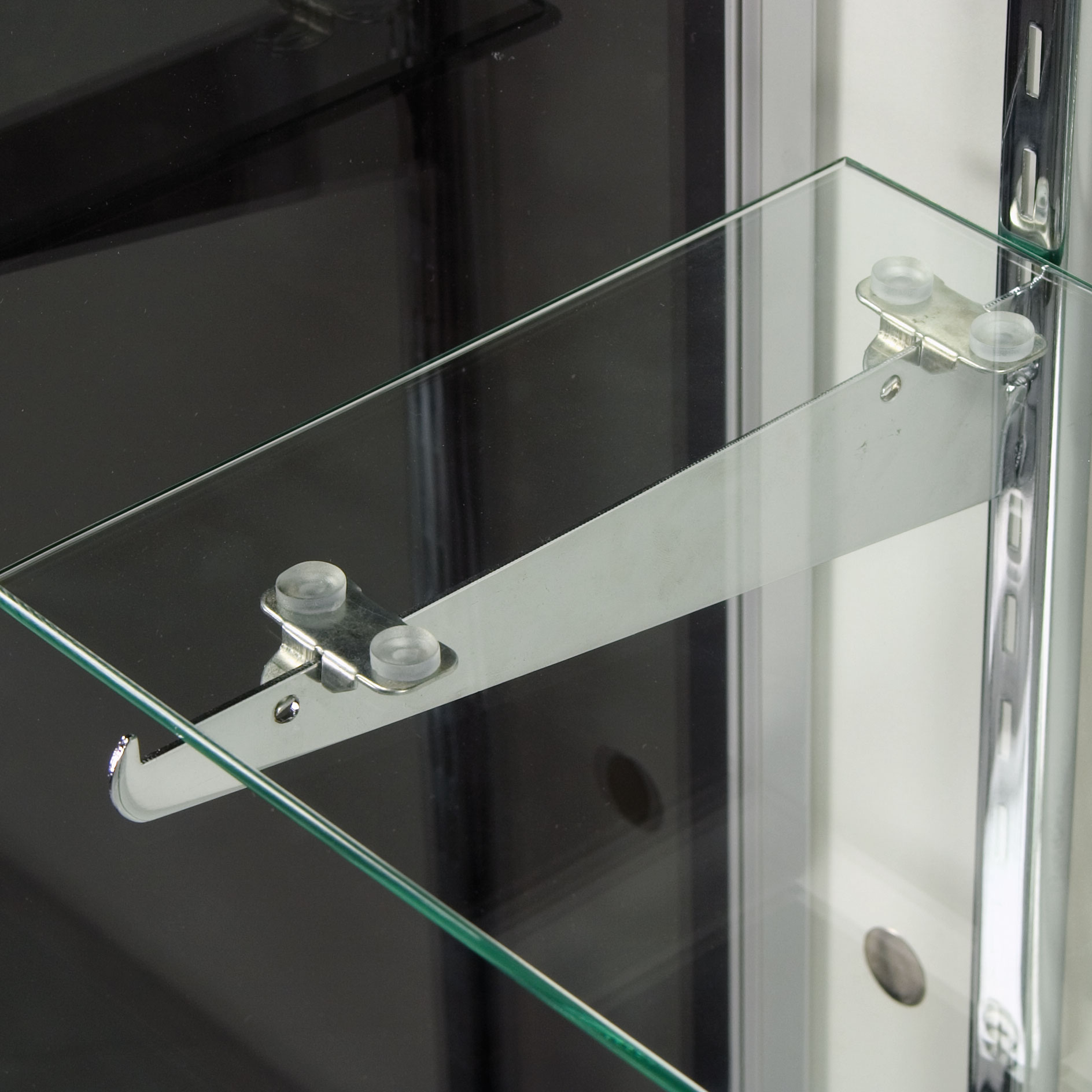 70" Retail Display Case w/Recessed Kickplate, Slider Door, Adjustable Shelves, Silver - Image 4