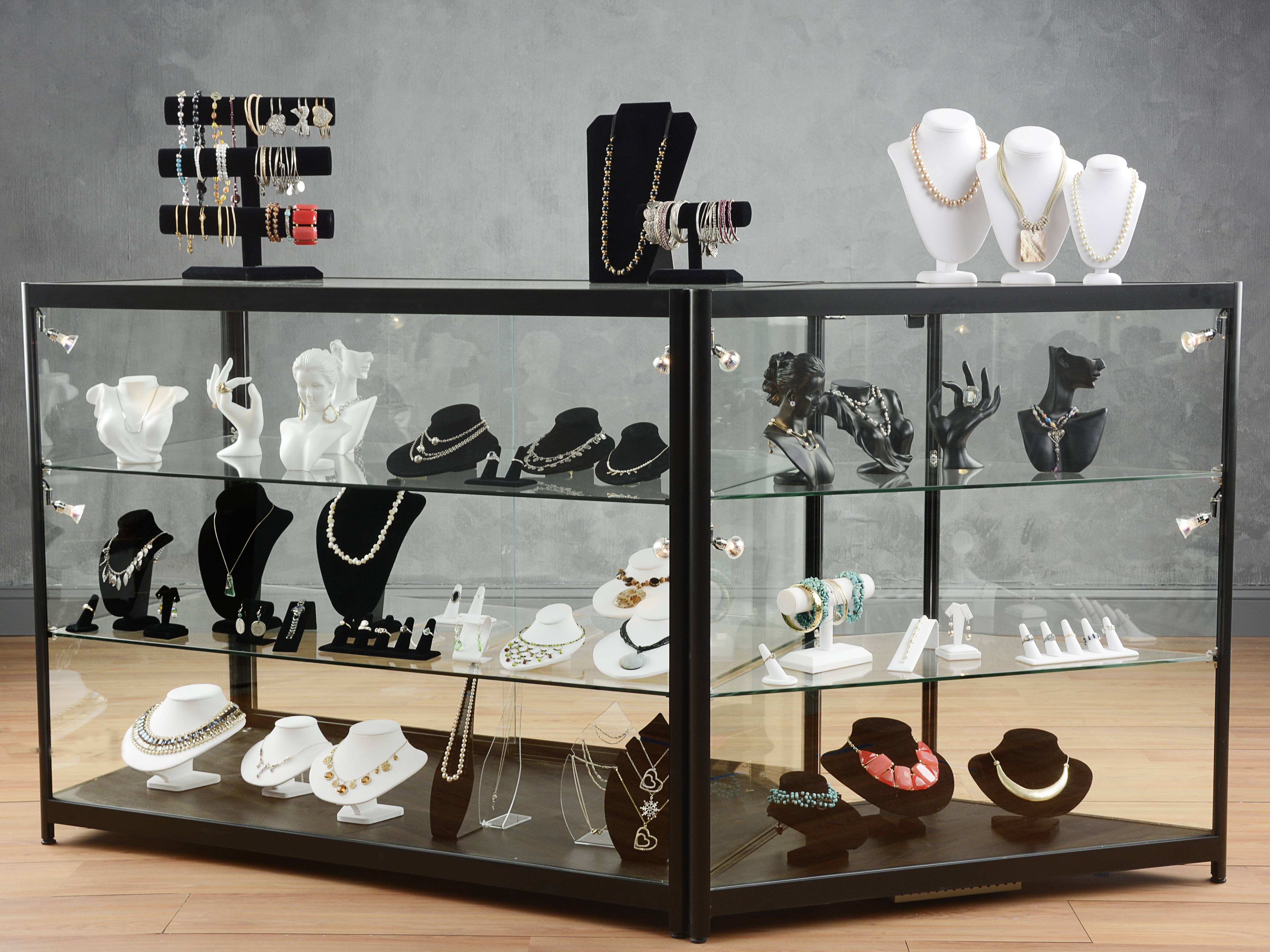 Bracelet Ramp | Angled Countertop Riser | Displays2Go