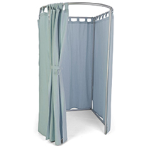 Portable dressing room frames for trade shows and pop-up retailers