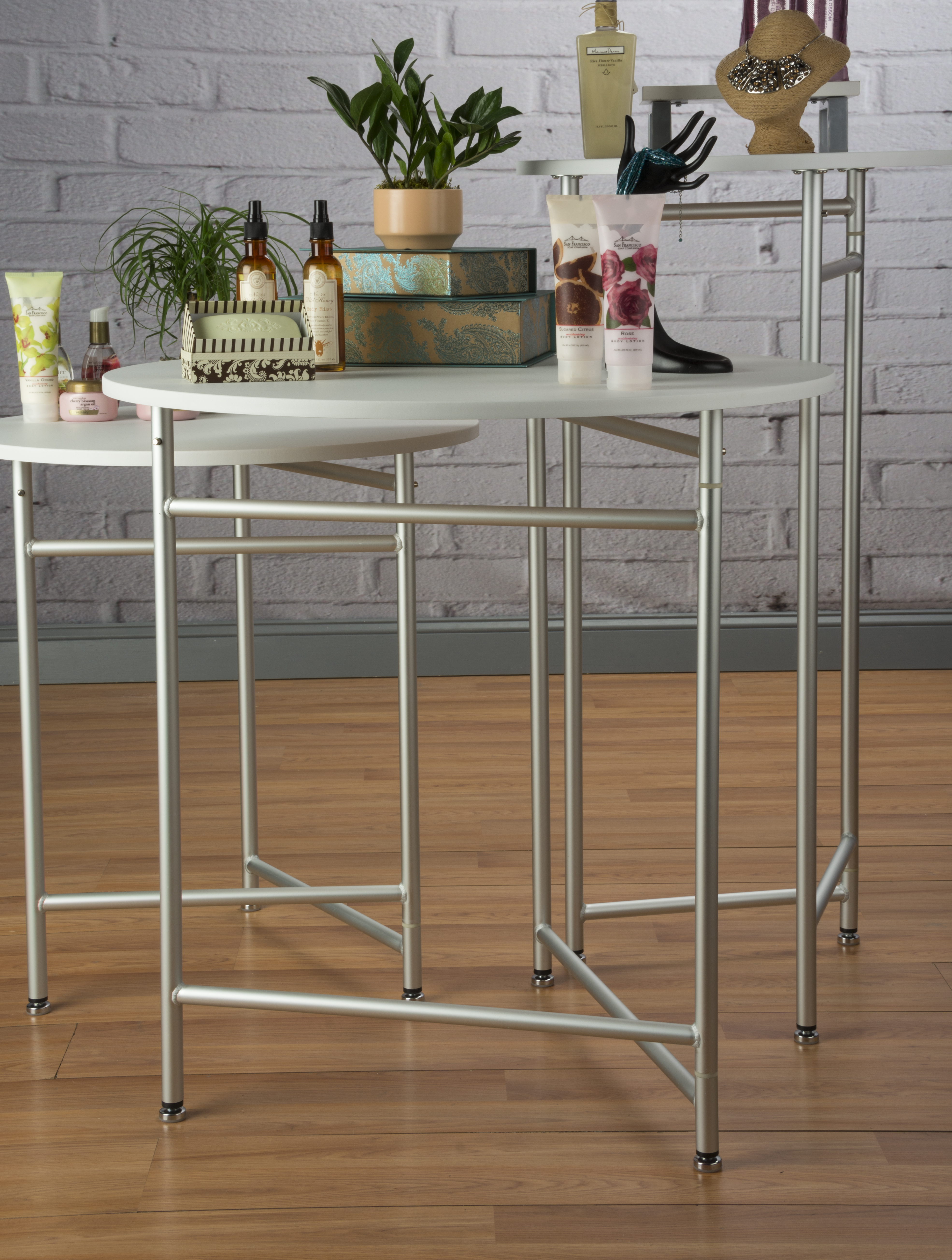 34” Tall Retail Table | Round White Top | Displays2Go