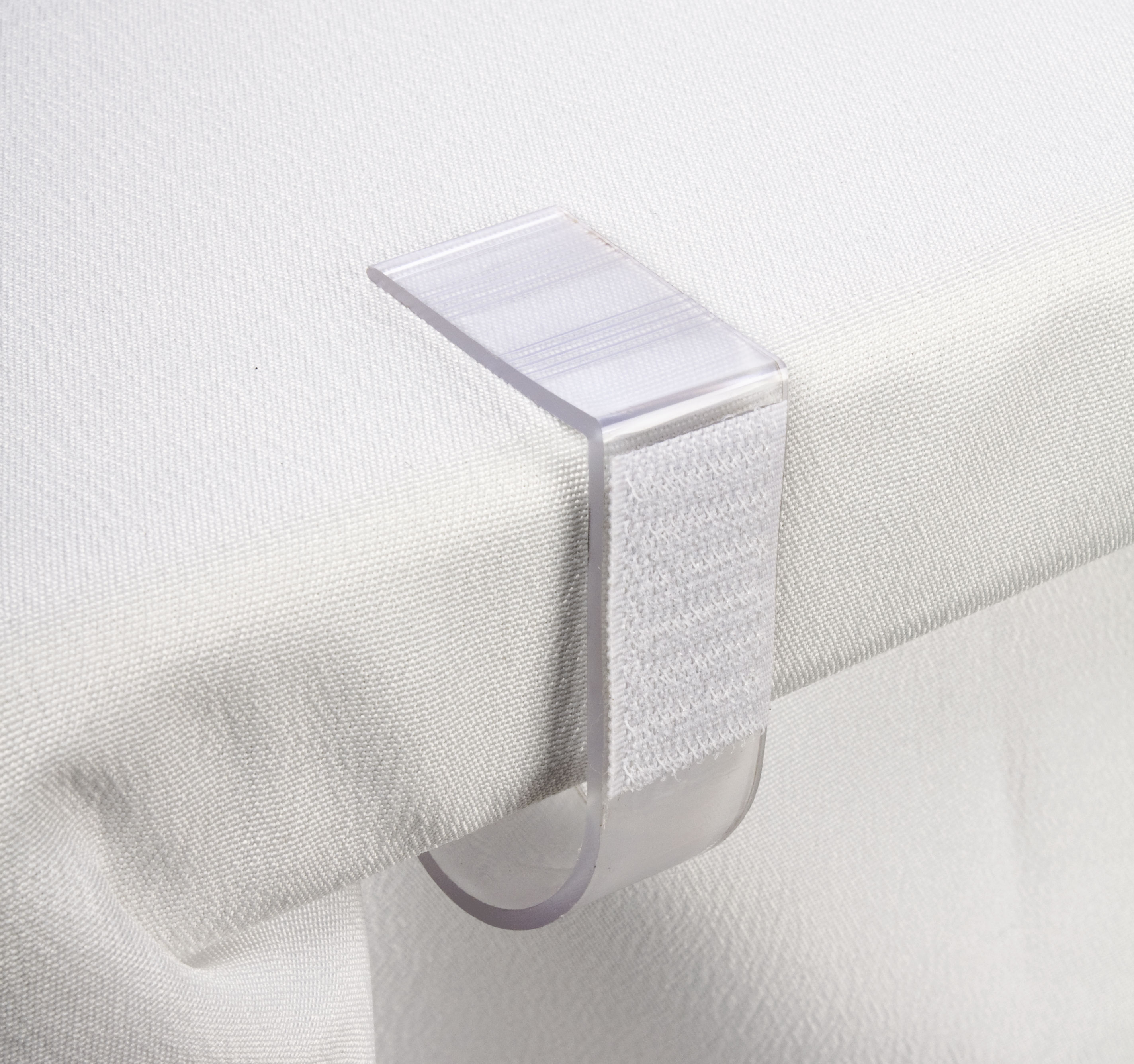 Table Skirt Clips - Set of 10 | Displays2Go