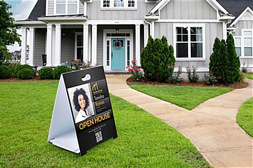 Portable sidewalk graphics for indoor or outdoor use 