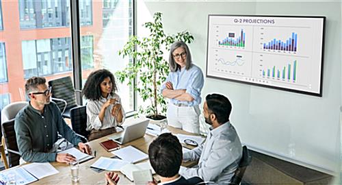 Touch screen whiteboard with Bluetooth connectivity