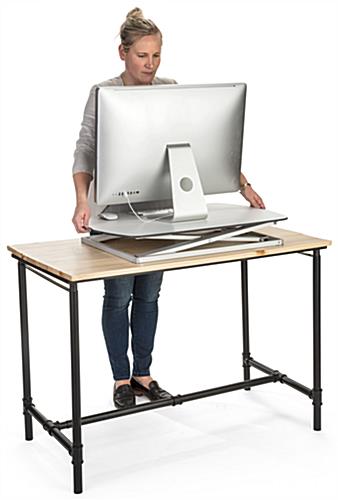 Height adjustable standing desk converter with gas lift mechanism