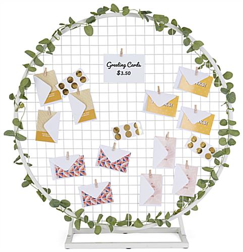 Tabletop wreath hoop with grid max weight capacity of 22 pounds