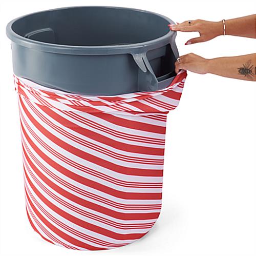Candy cane stretch trash can cover is effortless to apply 