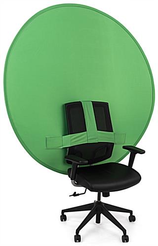 Portable chair mounted green screen with wrinkle-resistant polyester