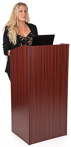 Collapsible podium for presentations