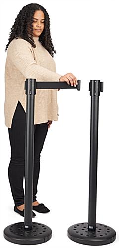 This weather resistant retractable stanchion with 6.5 feet belt