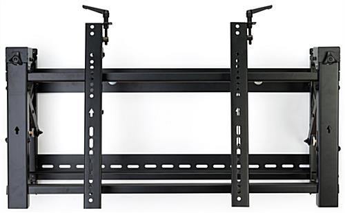 Video wall mounting bracket with pop-out extension