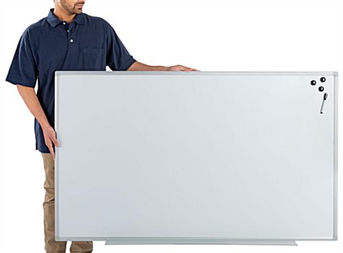 Easy mounting large magnetic whiteboard