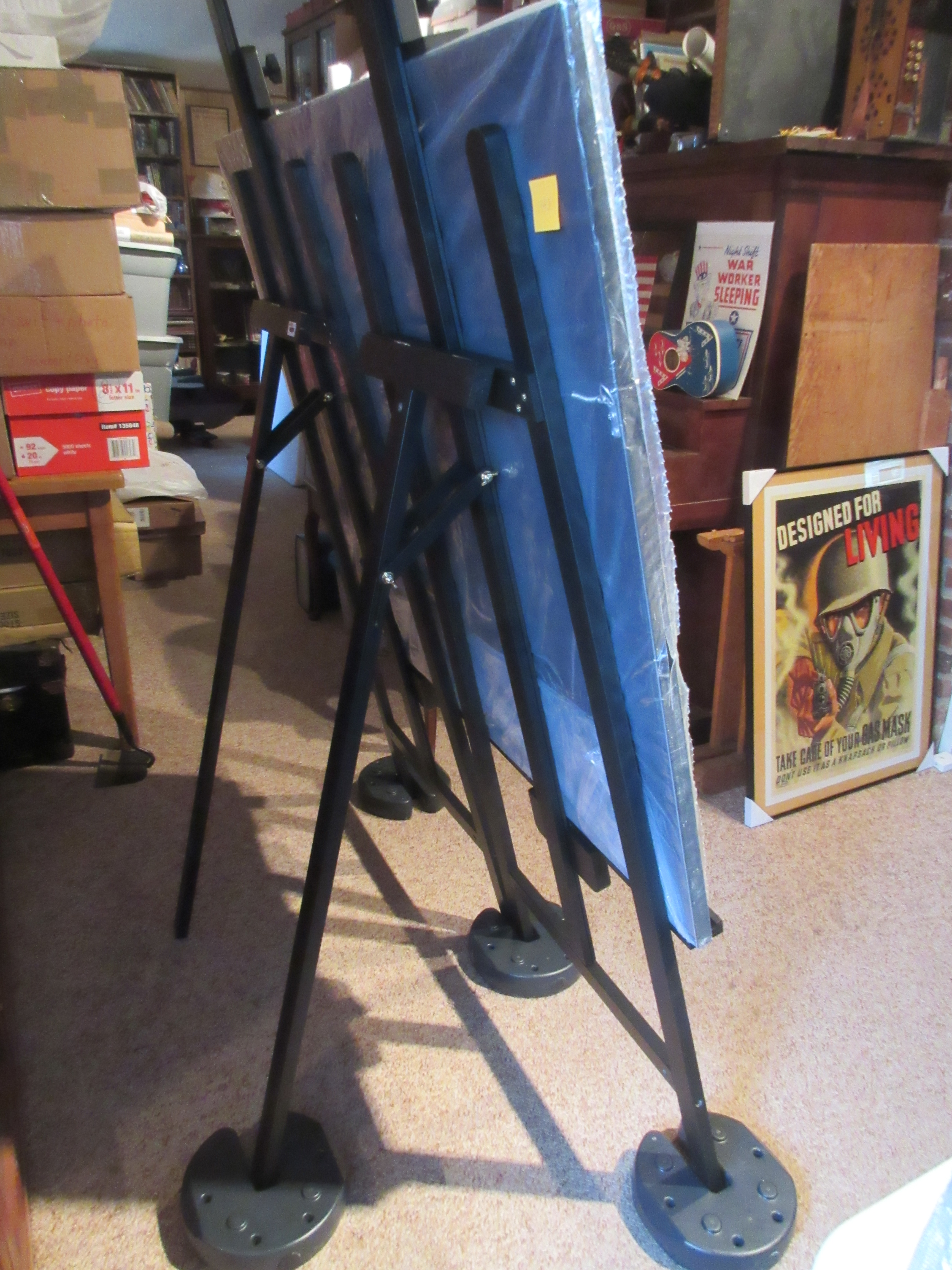 Wood Easel for Floor with Adjustable Top Clamp and Bottom Support